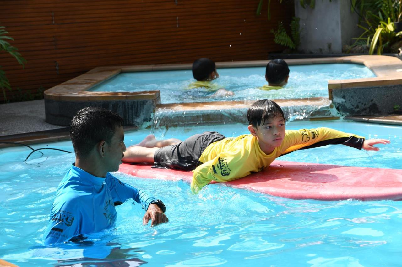 Baan Andaman Sea Surf Hotel Patong Екстериор снимка