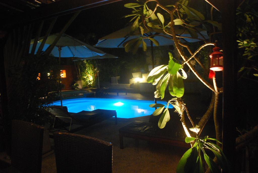 Baan Andaman Sea Surf Hotel Patong Екстериор снимка