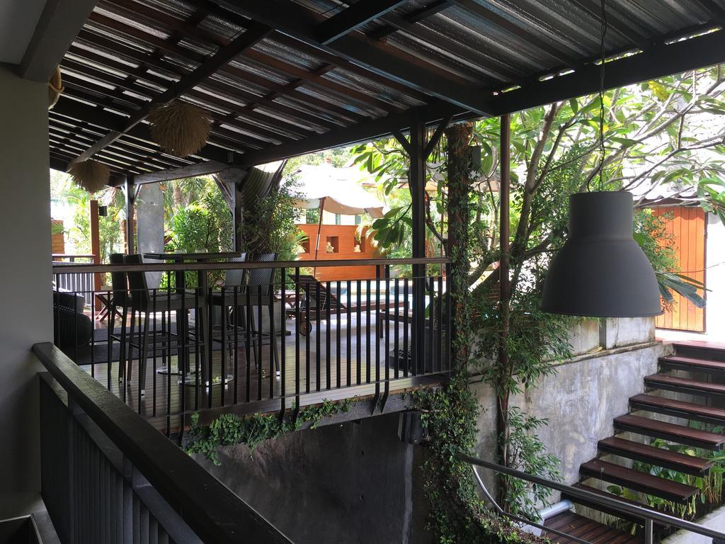Baan Andaman Sea Surf Hotel Patong Екстериор снимка