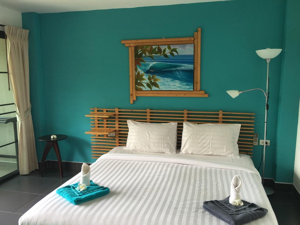 Baan Andaman Sea Surf Hotel Patong Екстериор снимка